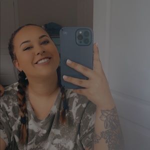 Meet your Posher, Averianna